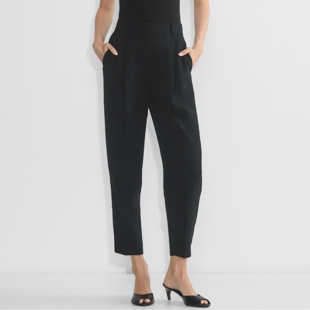 Aritzia Wilfred Black Ankle Pant in Creppette
